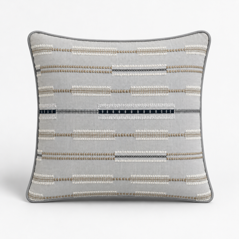 Ritim gri nakışlı kırlent kılıfı 45 × 45 cm