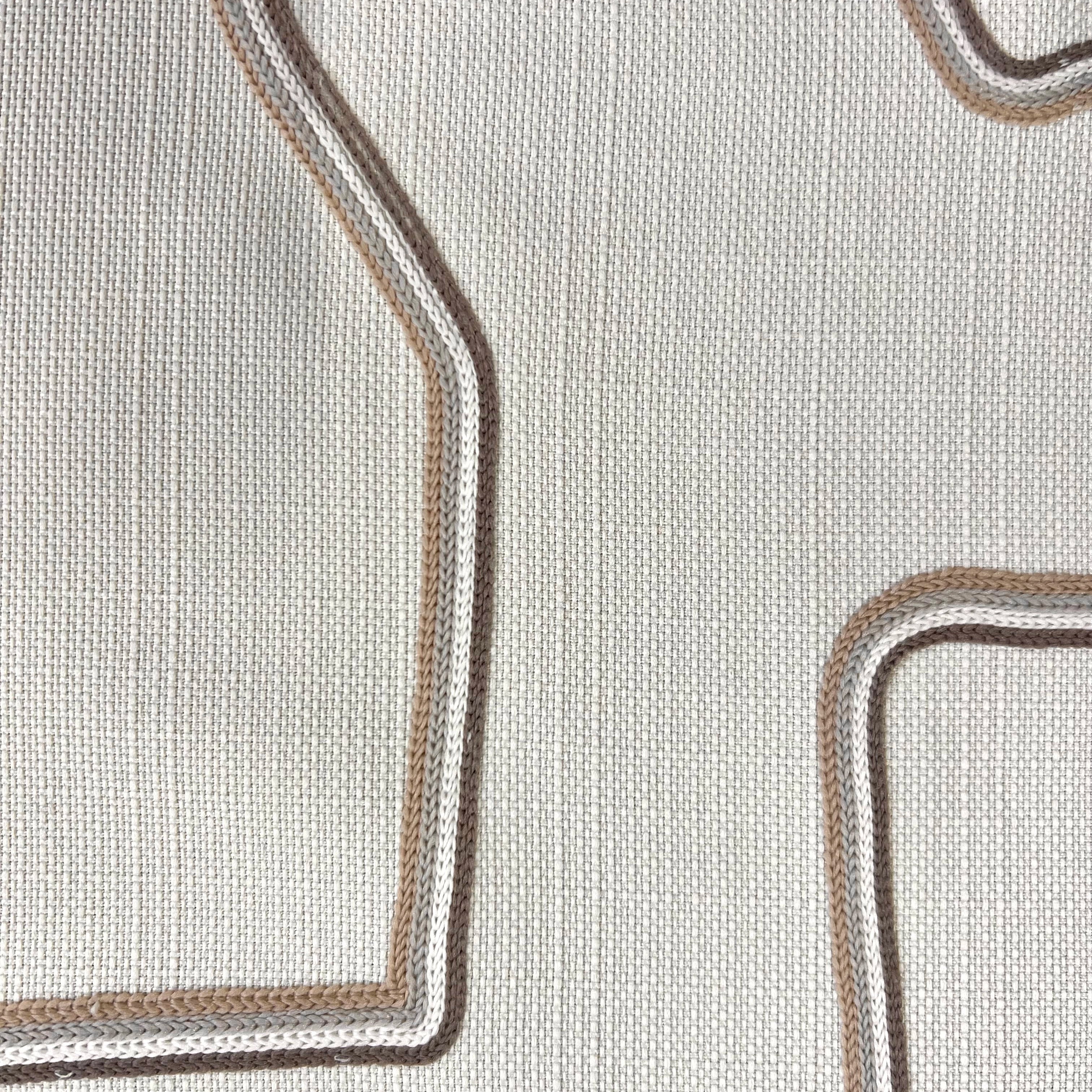 Contour Ekru Vizon Nakışlı Kırlent Kılıfı
