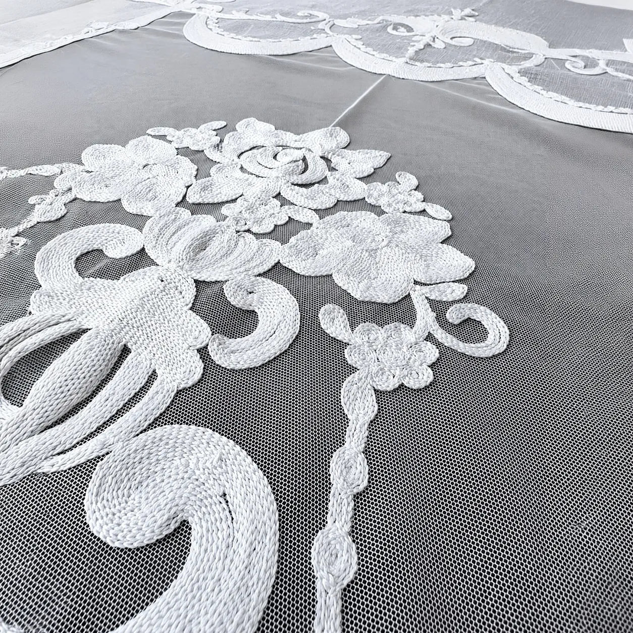 Soleil Nakışlı Tül Perde - Ekru