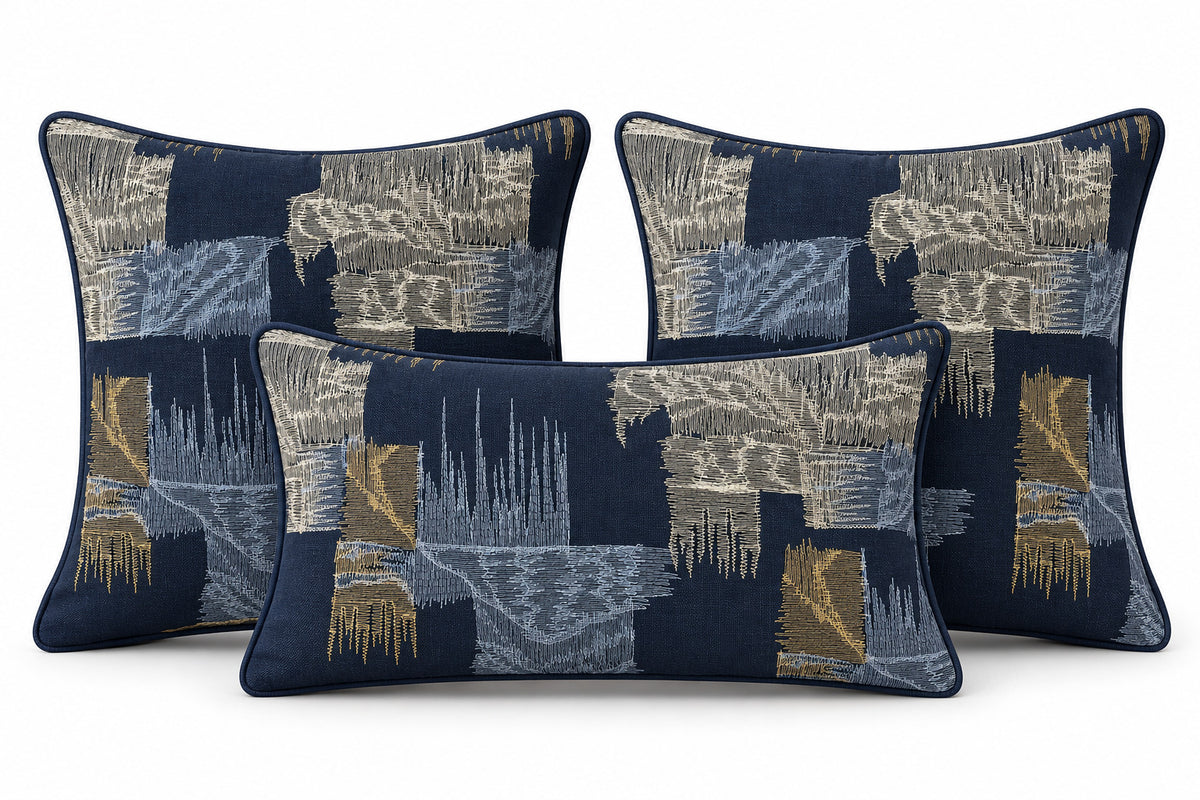 Blueprint Lacivert Nakışlı 3'lü Kırlent Seti — 2 adet 43×43 cm ve 1 adet 30×50 cm